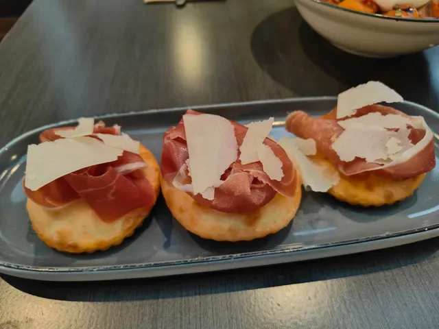 RUSTICHELLA Pasta Bar