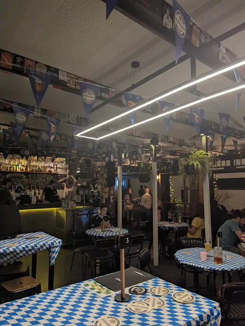 Saccharomyces Beer Cafe
