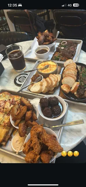 Saccharomyces Beer Cafe