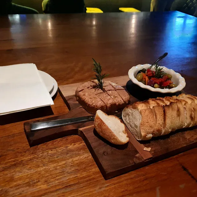 Saccharomyces Beer Cafe