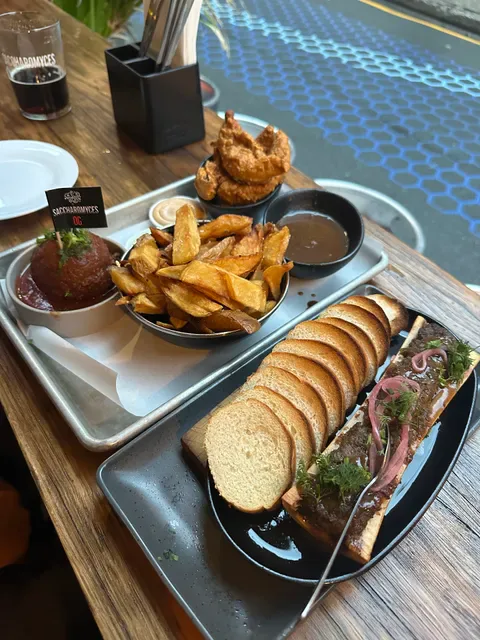 Saccharomyces Beer Cafe