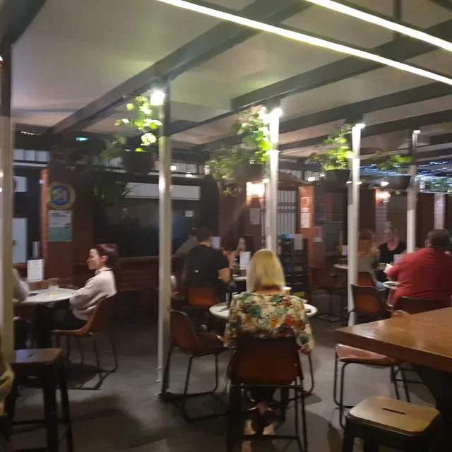 Saccharomyces Beer Cafe