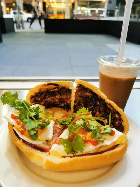 Saigon Alley Cafe