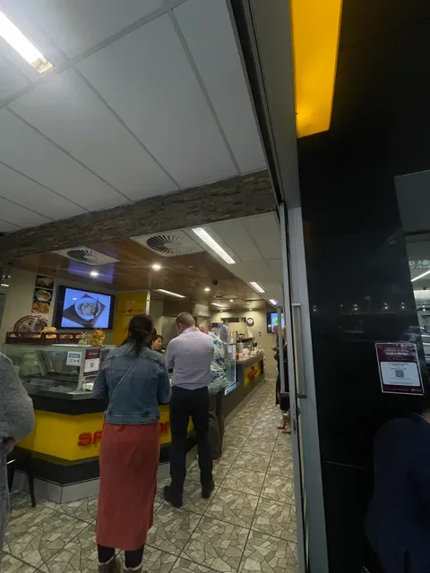 Saigon Alley Cafe