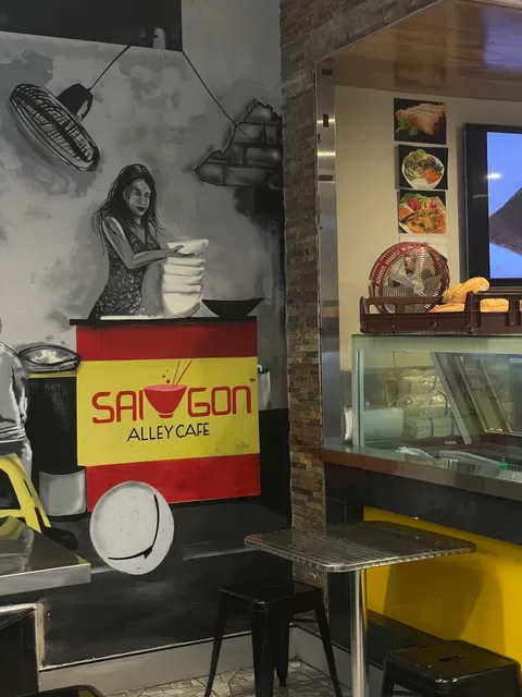 Saigon Alley Cafe