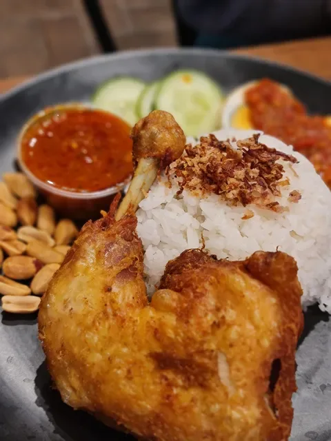 Shalom St Lucia Indonesian Restaurant