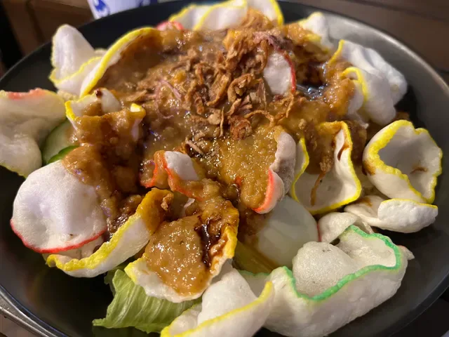 Shalom St Lucia Indonesian Restaurant