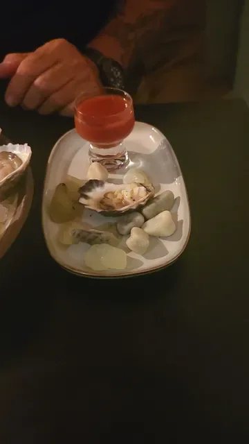 Shucks Bar