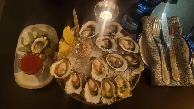 Shucks Bar