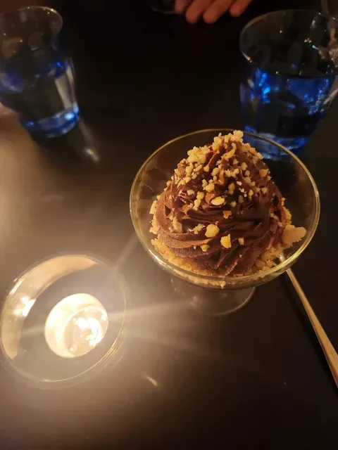 Shucks Bar