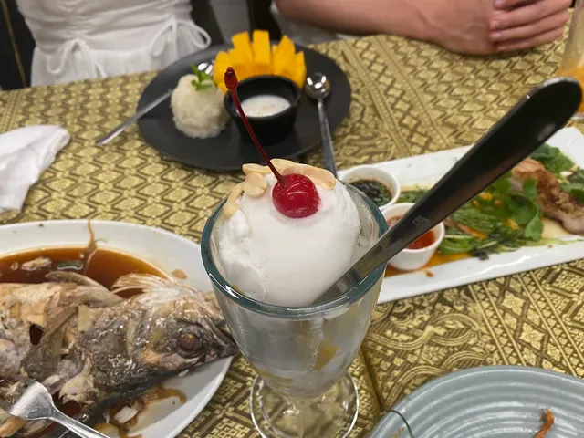 Siam Samrarn Thai Restaurant Brisbane