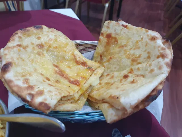 Singh's Curry Hut