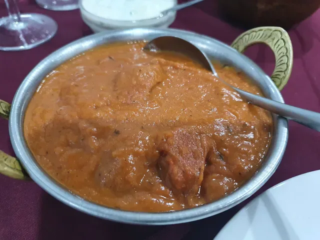 Singh's Curry Hut