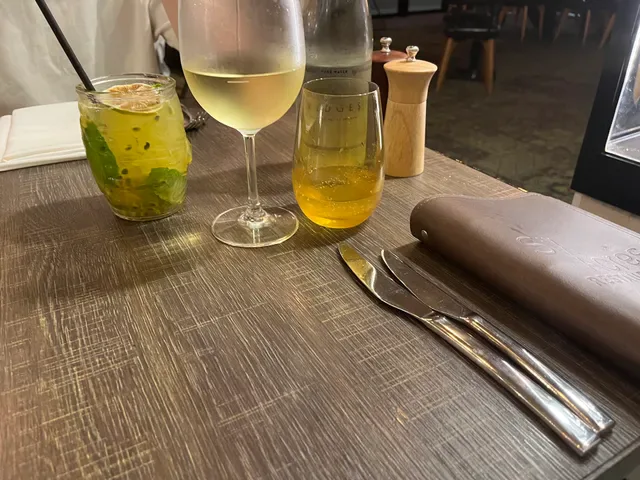 Six Acres Restaurant