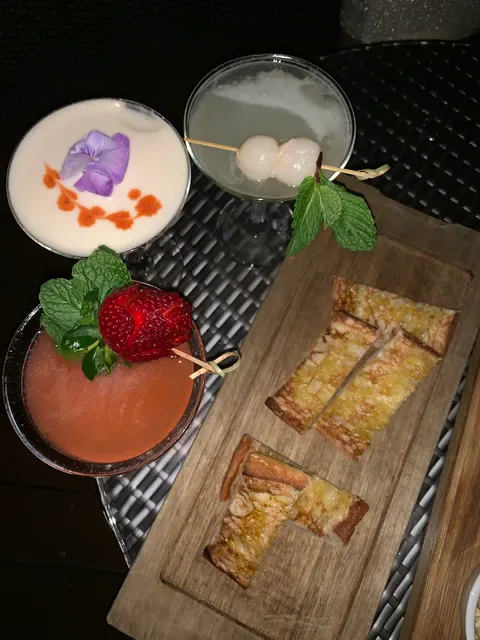 Soleil Pool Bar