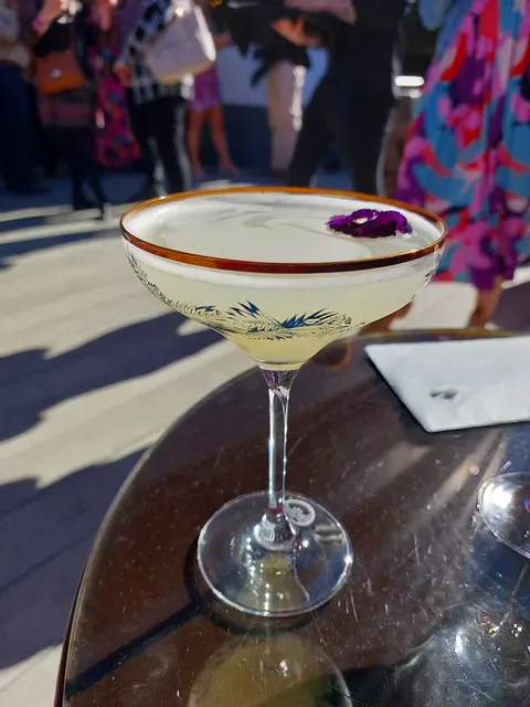 Soleil Pool Bar