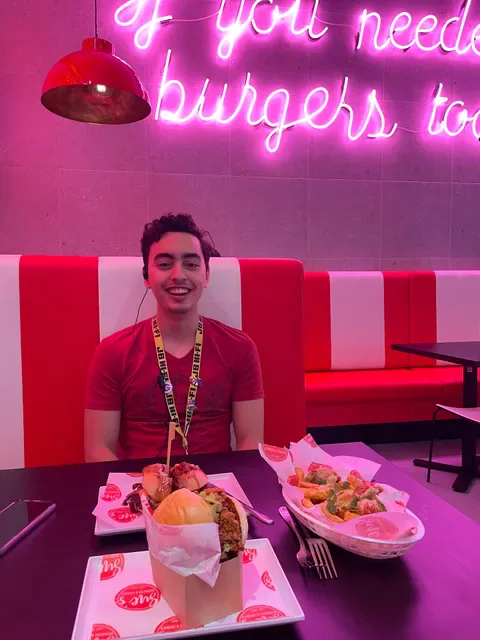 Sue's Burgers and Shakes