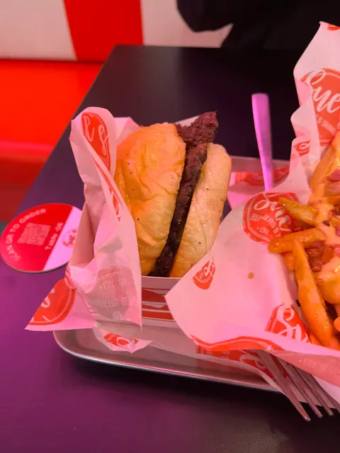 Sue's Burgers and Shakes