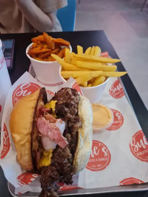 Sue's Burgers and Shakes