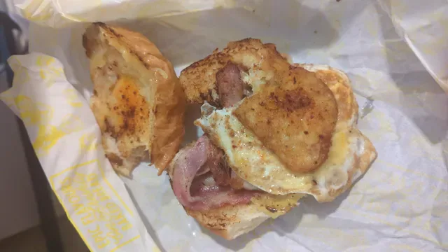 Sunny Side Sandwiches - Windsor