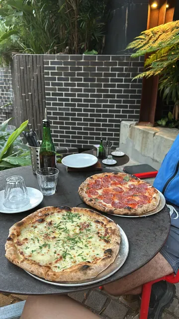 Superfly Pizza