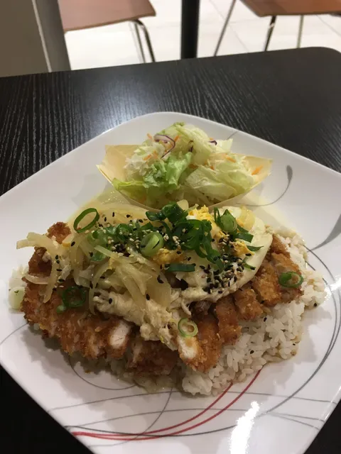 Sushi Acacia