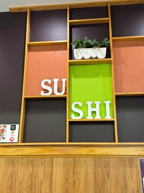 Sushi Acacia