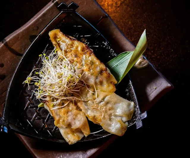 Tatsu Ramen Gyoza Bar