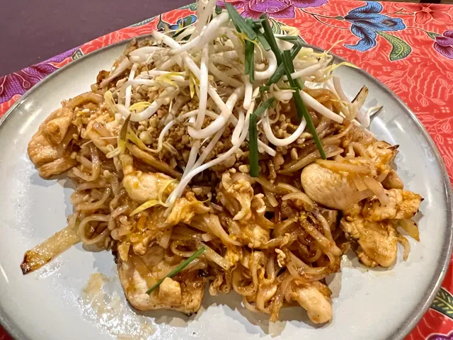 Thai Gumdale