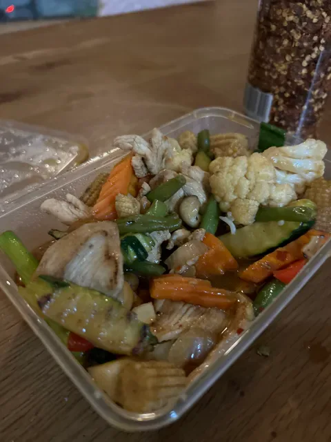 Thai on Earth