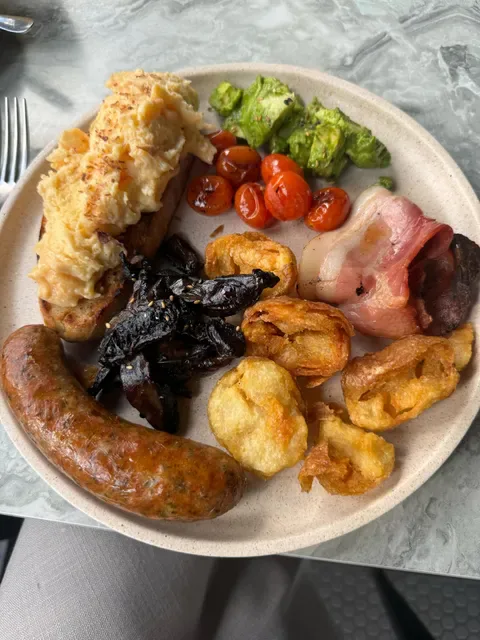 The Balfour Kitchen & Bar