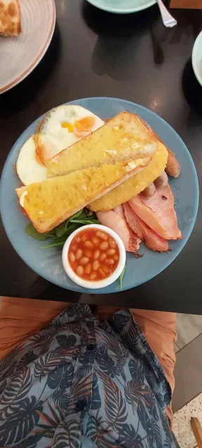 The Coffee Club Café - Mt Ommaney