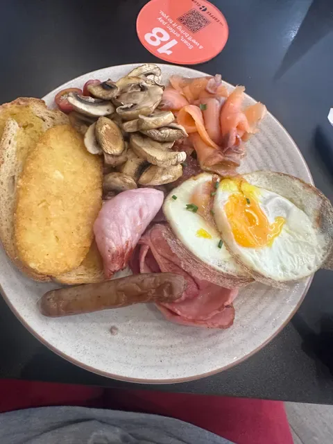 The Coffee Club Café - Mt Ommaney