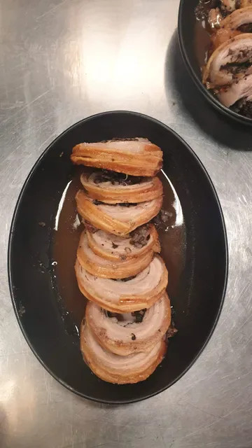 The Golden Pig Restaurant and Cooking School