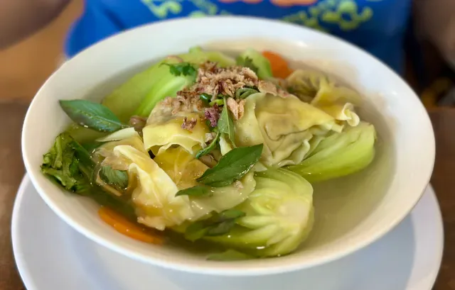 Trang Restaurant West End