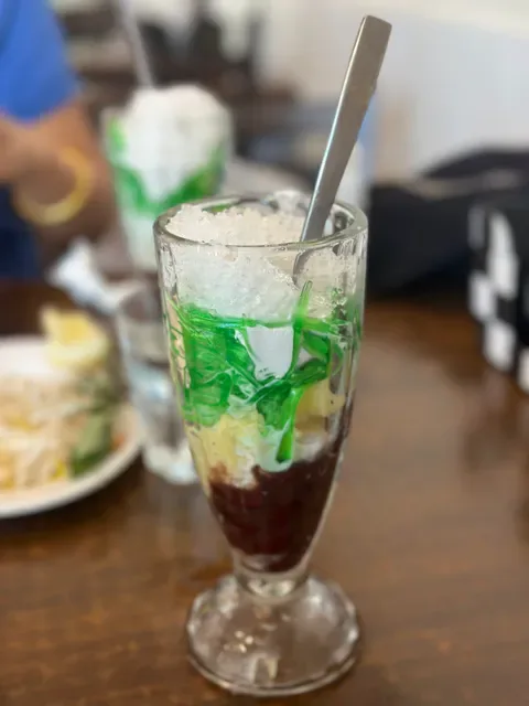 Trang Restaurant West End
