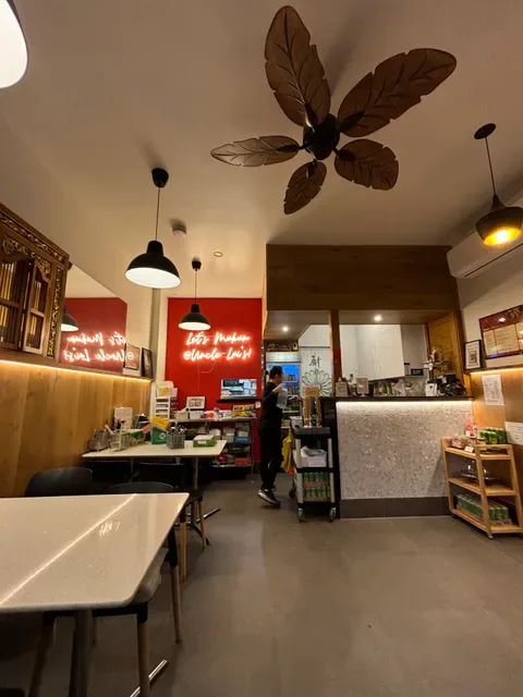 Uncle Lai's Malaysian Cuisine ( 賴記 )