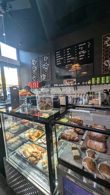 Valentino's Cafe