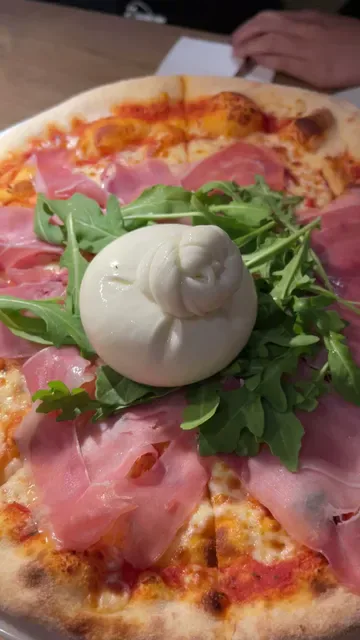 Vapiano Albert Lane