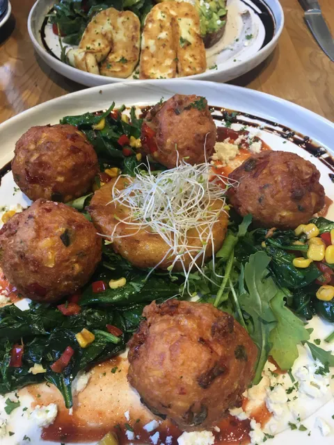 Vito’s Cucina & Bar Ascot