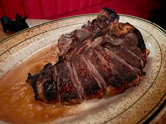 Walter's Steakhouse and Wine Bar