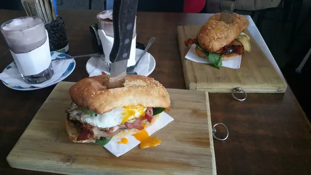 Winegum Cafe