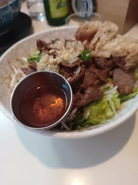 Xin Chào