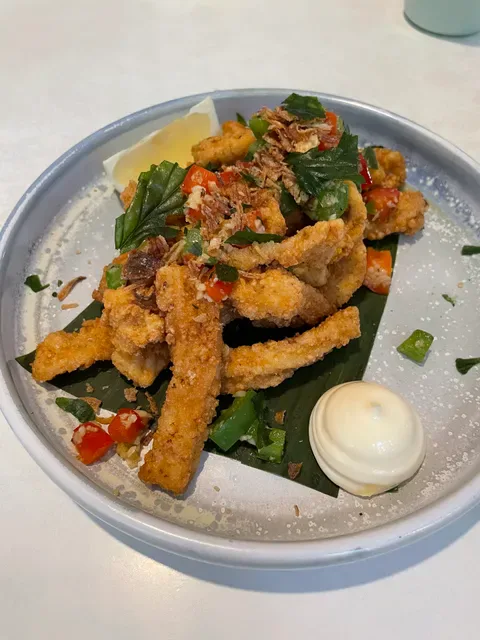 Xin Chào