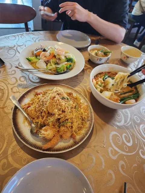 Ya Hoo Dining