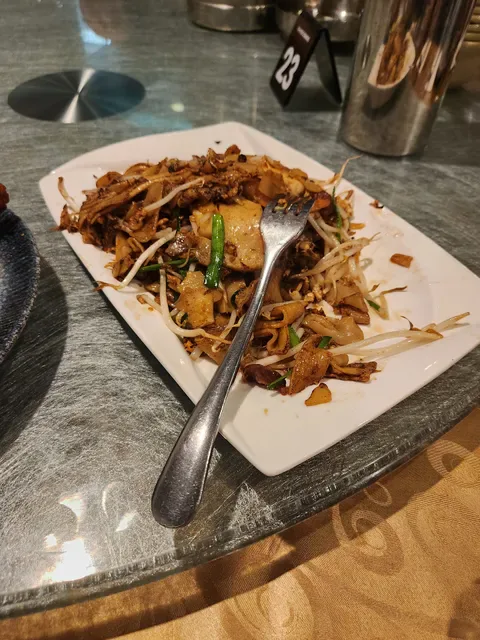 Ya Hoo Dining