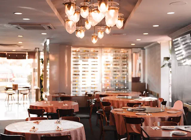 Ya Hoo Dining