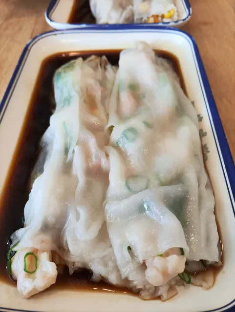 Yat Tiu Rice Noodle Rolls