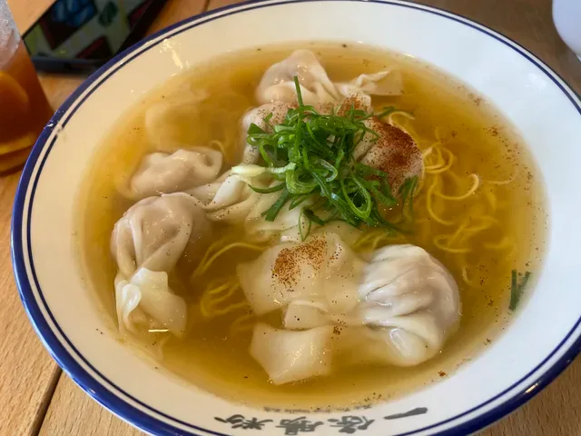 Yat Tiu Rice Noodle Rolls