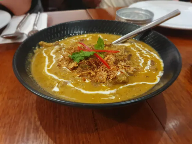 Yim Thai Yeronga